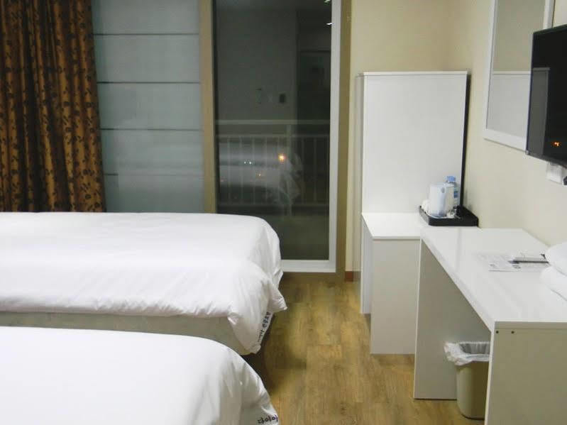 Sims Hotel Jeju Eksteriør bilde