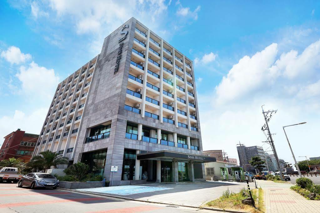 Sims Hotel Jeju Eksteriør bilde